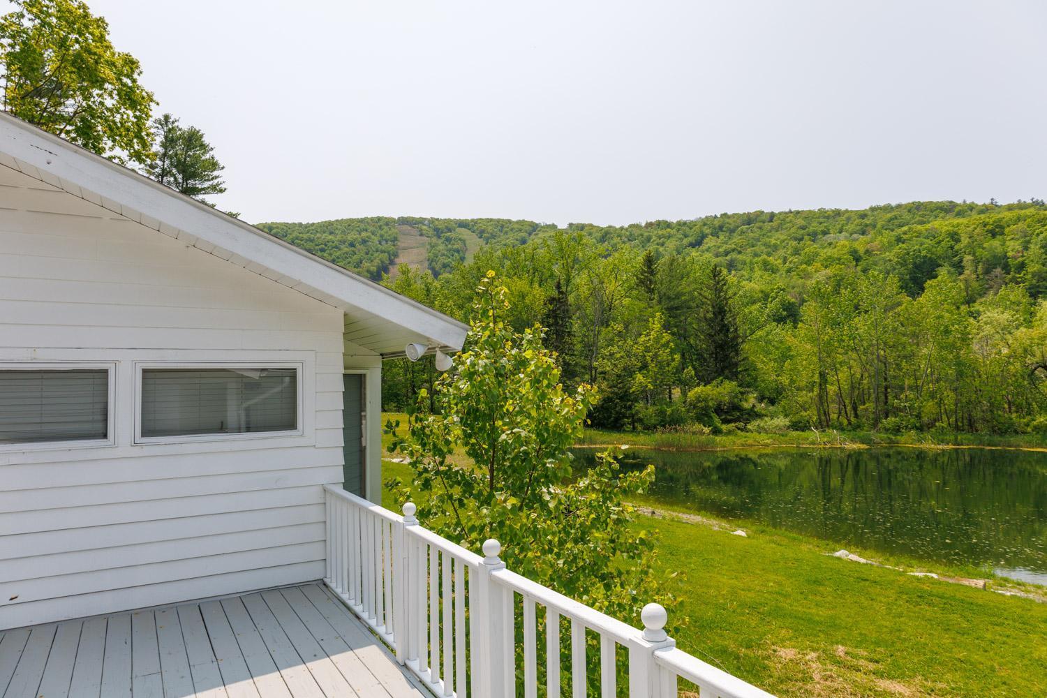 Catamount Lodging Hillsdale Екстер'єр фото